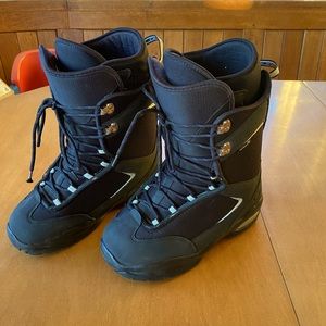 North Wave Snowboard Boots mens sz 9.5 / womens sz 10.5
